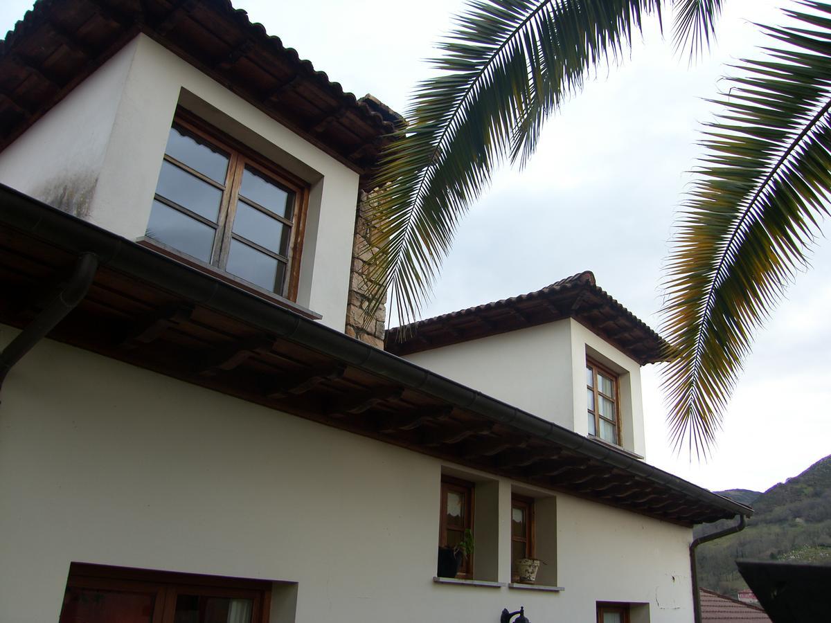 Posada El Pareon Sirviella Exterior foto