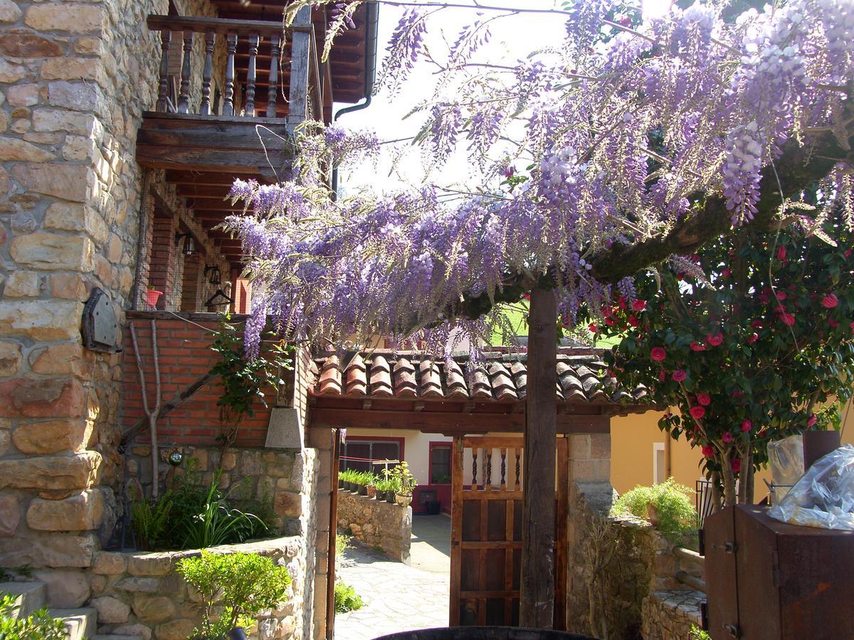 Posada El Pareon Sirviella Exterior foto