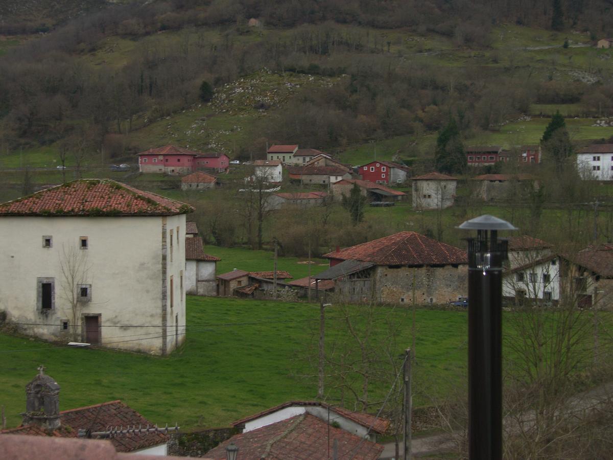 Posada El Pareon Sirviella Exterior foto